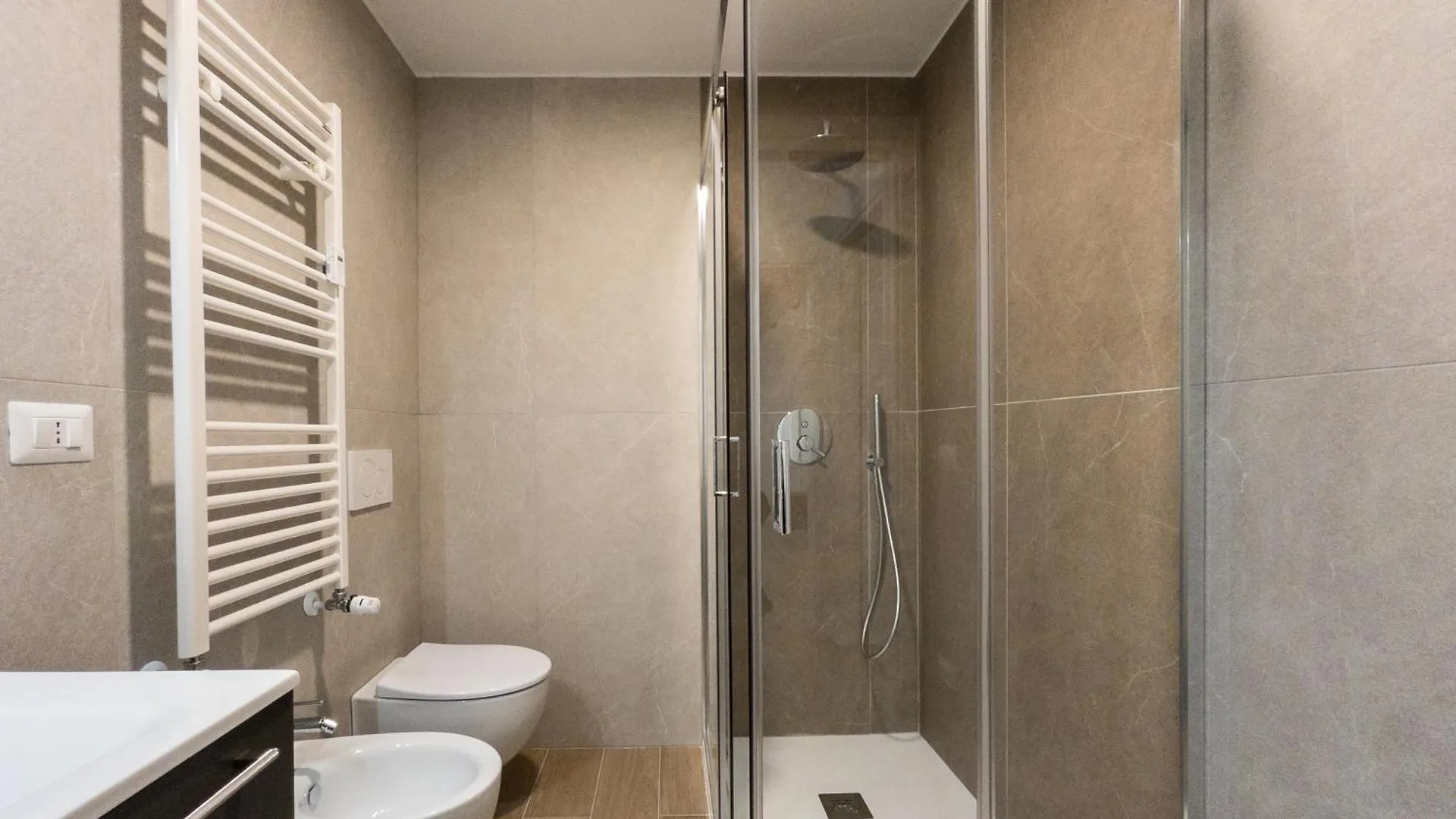 Rrrapido Suites - Paolo Sarpi Milan 0*,  Italy