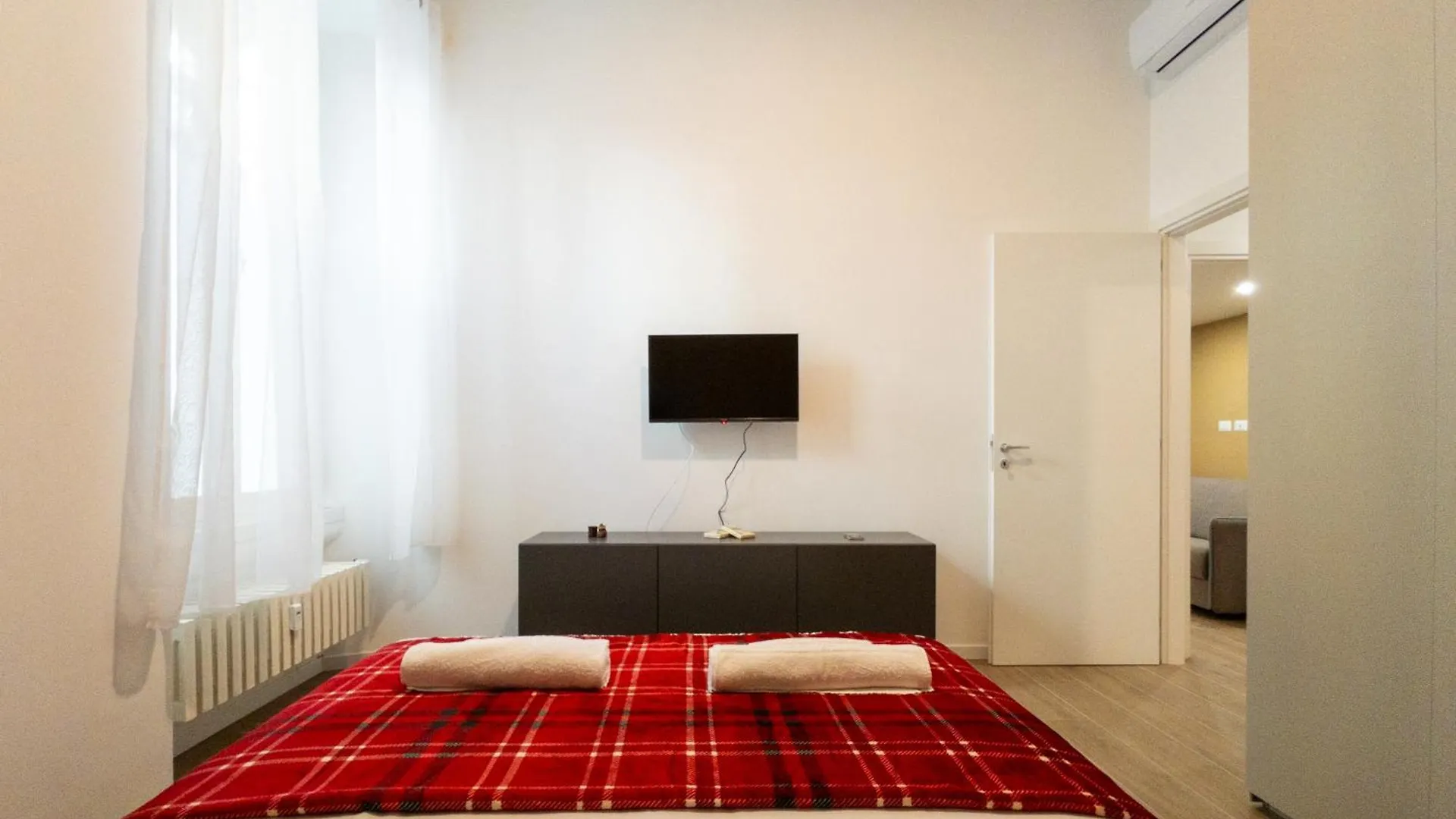 Apartment Rrrapido Suites - Paolo Sarpi Milan