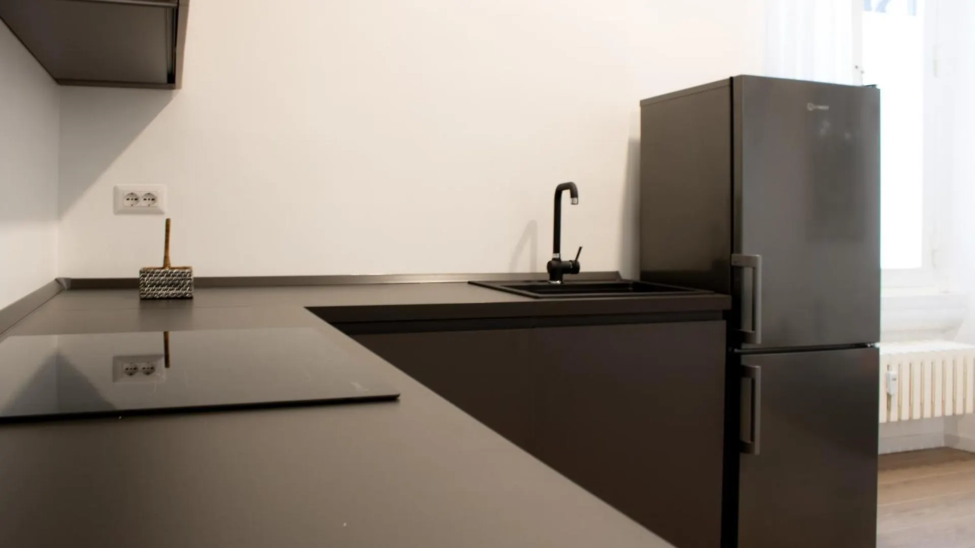 Rrrapido Suites - Paolo Sarpi Milan Apartment
