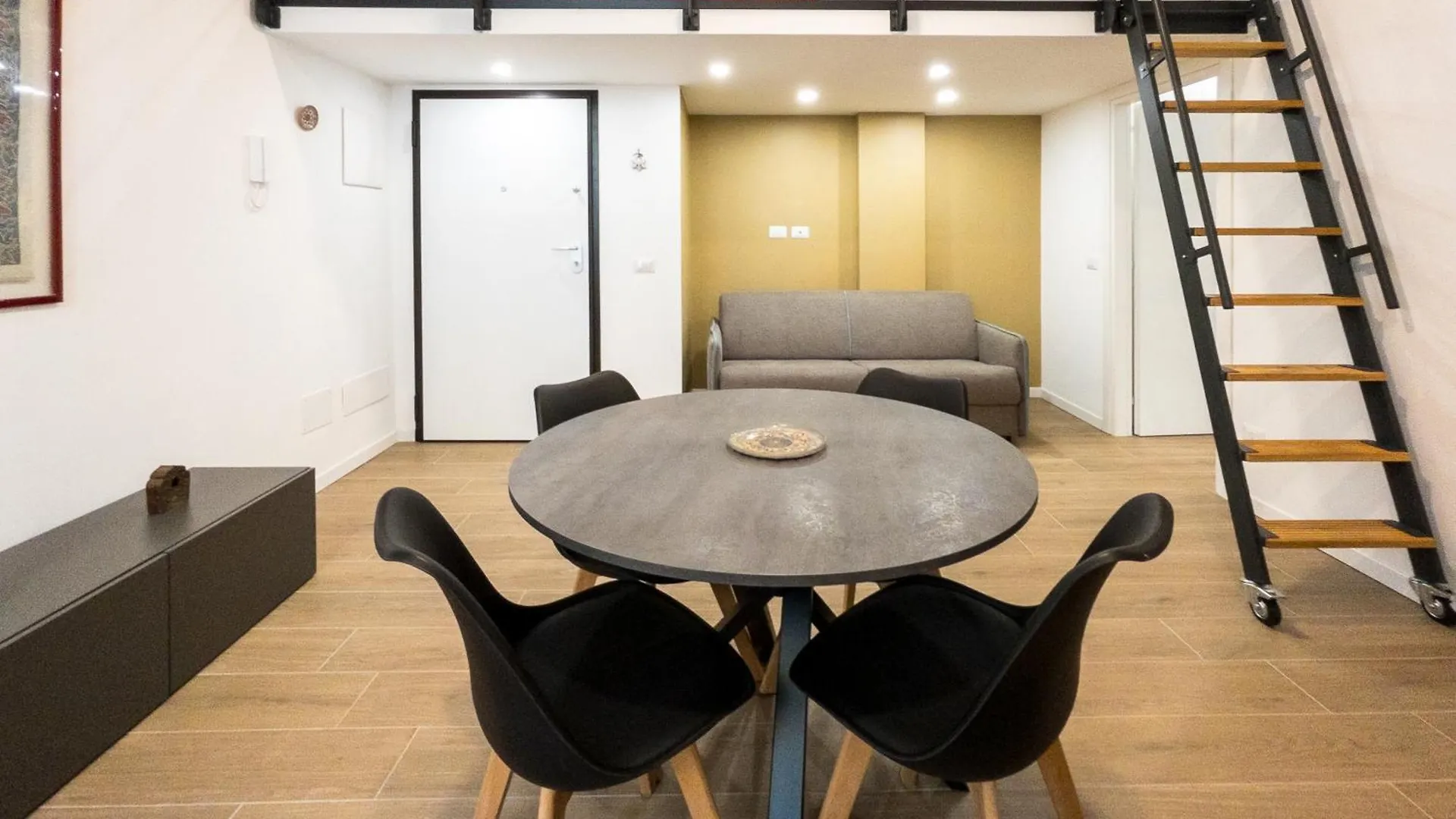 Rrrapido Suites - Paolo Sarpi Milan